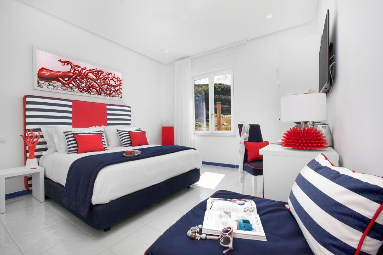 Yourhome - Sersale Suites Sorrento Eksteriør billede